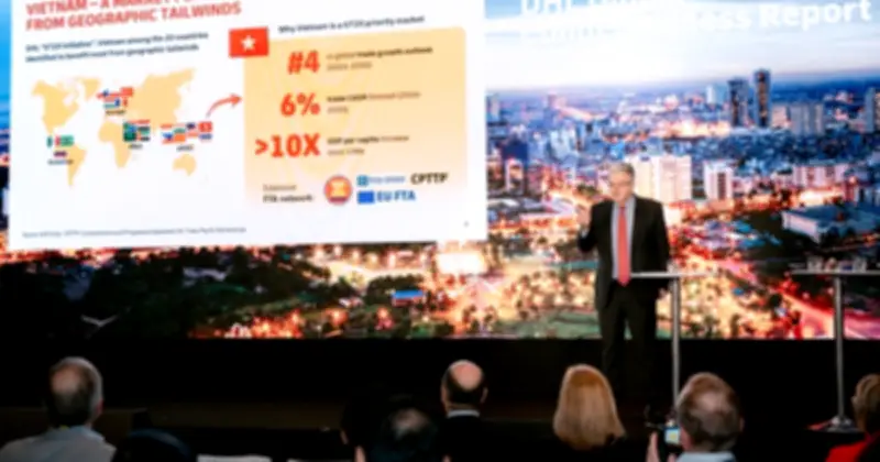 Việt Nam Dự Báo Tăng Trưởng Thương Mại Đứng Đầu Thế Giới