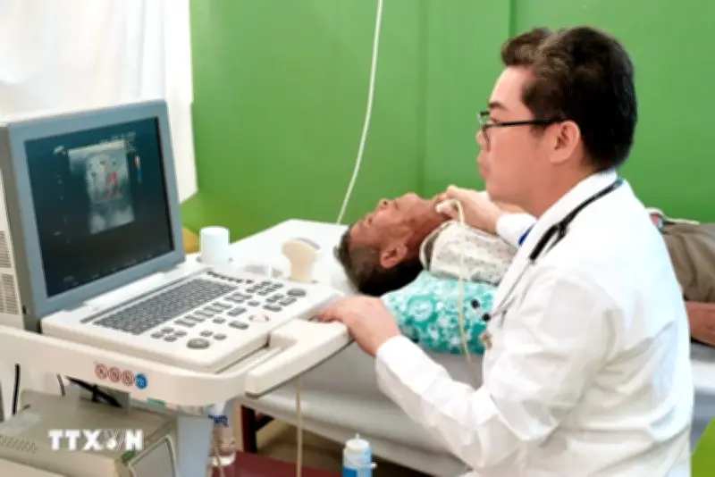 Việt Nam Hỗ Trợ Chăm Sóc Sức Khỏe Người Dân Tại Đông Nam Campuchia