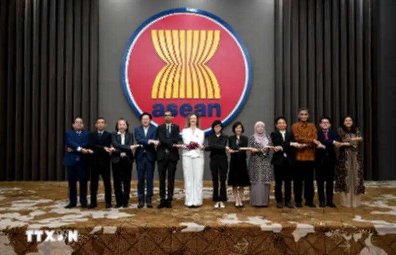 Việt Nam Đồng Chủ Trì Cuộc Họp Ủy Ban Hợp Tác Chung ASEAN - Anh Lần Thứ 5