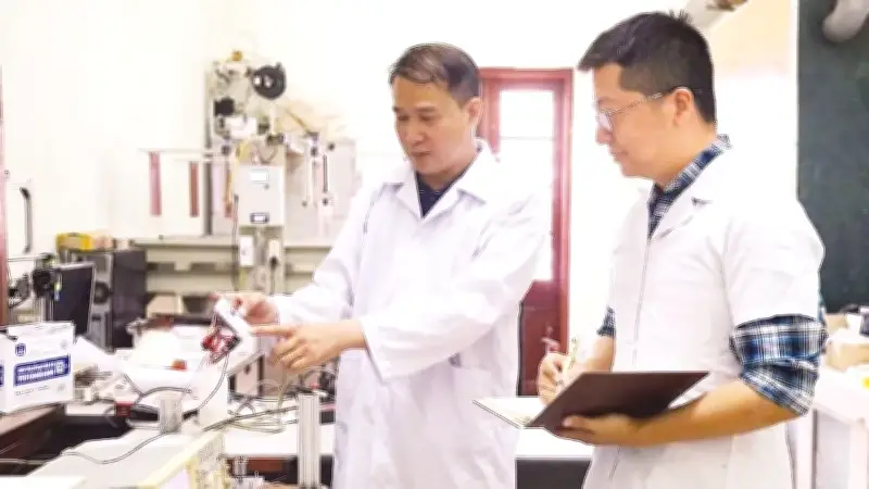 Việt Nam Nghiên Cứu Thành Công Công Nghệ Phát Điện Ma Sát, Mở Ra Hướng Năng Lượng Xanh