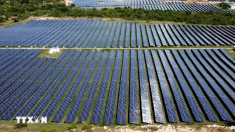 Việt Nam tăng cường tiết kiệm năng lượng và phát triển giao thông điện