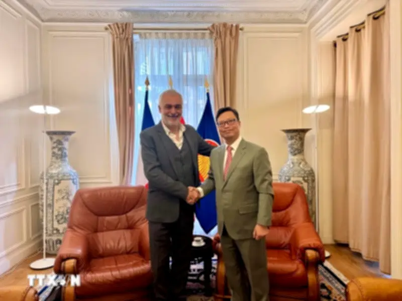 Việt Nam và Pháp đẩy mạnh hợp tác qua kênh đảng, tăng cường quan hệ đối tác chiến lược