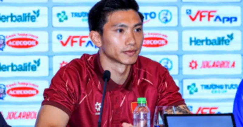 Văn Hậu: 'Mỗi trận gặp Malaysia đều là trận đấu lớn' trước trận thủ tục