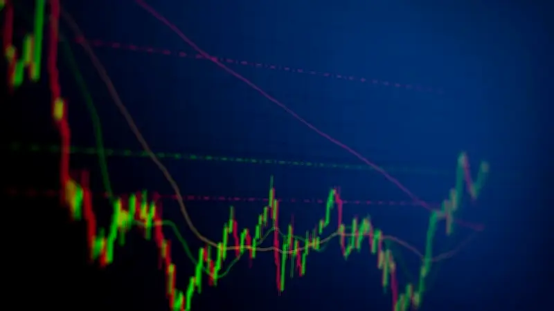 VN-Index giảm mạnh phiên thứ hai liên tiếp, thanh khoản thị trường sụt giảm