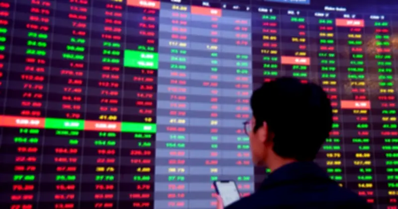 VN-Index Tuần Thứ 3 Giảm Liên Tiếp, Áp Lực Bán Ngoại Và Thanh Khoản Suy Yếu