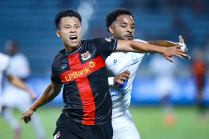 Vòng 14 V-League: Ninh Bình Hụt Hơi, Thép Thể Công Chớp Thời Cơ Bám Đuổi Công An Hà Nội