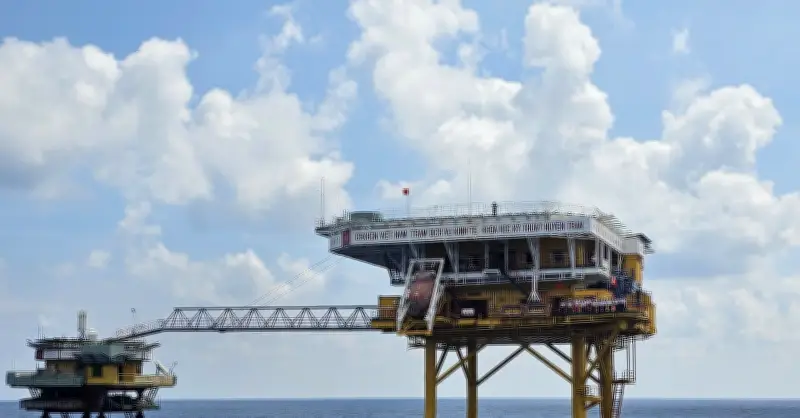 Vùng 2 Hải quân vinh dự đón nhận Huân chương Bảo vệ Tổ quốc hạng Nhất