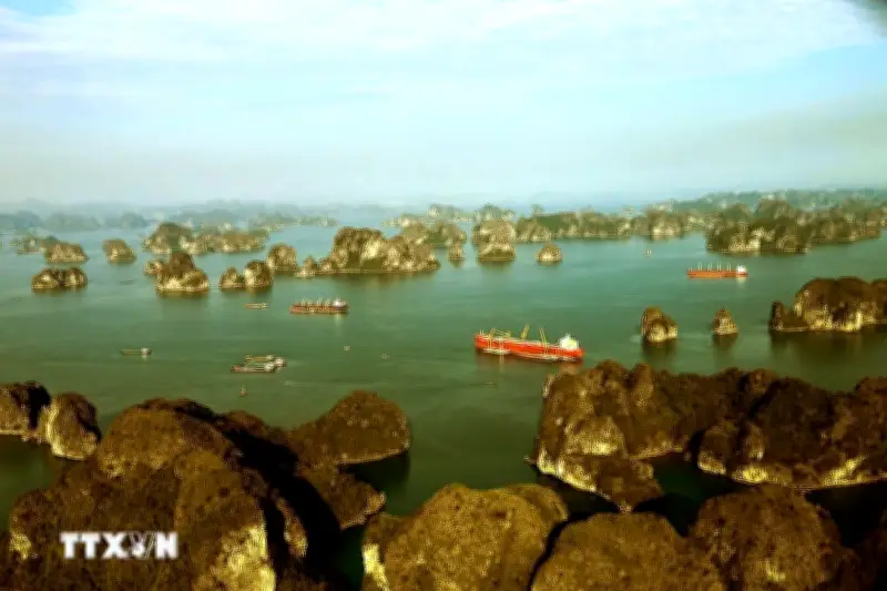 Vịnh Bái Tử Long Được Tạp Chí Mỹ Vinh Danh Là Kỳ Quan Đông Nam Á