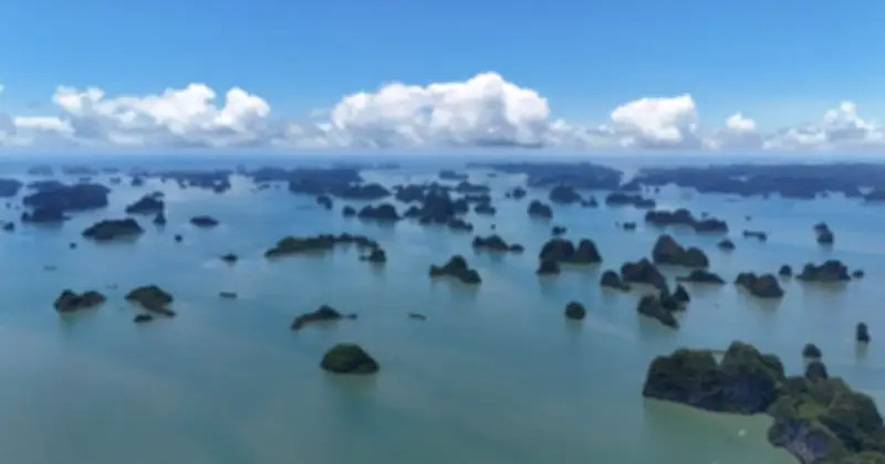 Vịnh Hạ Long khắc phục 'lõm sóng' với trạm BTS mới và kế hoạch Starlink