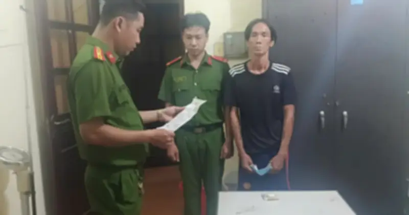 Vĩnh Long: Bắt tạm giam nghi phạm cướp dây chuyền vàng tại tiệm nail