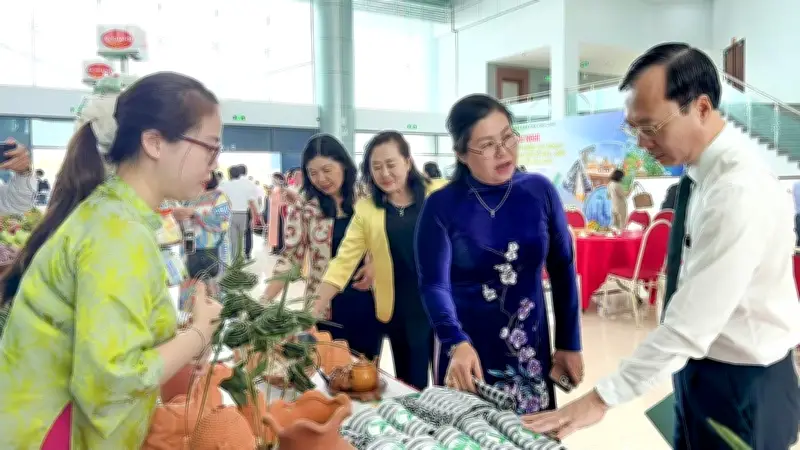 Vĩnh Long Công Bố Điều Chỉnh Quy Hoạch Phát Triển Đến Năm 2050, Hướng Tới Trung Tâm Kinh Tế Biển