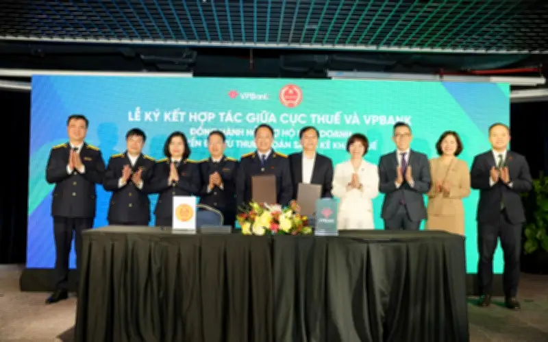 VPBank và Cục Thuế hợp tác hỗ trợ hộ kinh doanh chuyển đổi sang kê khai thuế số