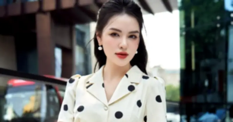 Váy Chấm Bi: Từ Thanh Lịch Đến Chuyên Nghiệp Cho Khoảnh Khắc Giao Mùa