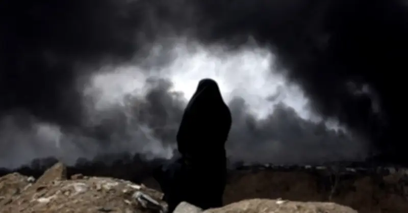 WHO cảnh báo thảm họa 'mưa đen' tại Iran sau các cuộc tấn công của Mỹ