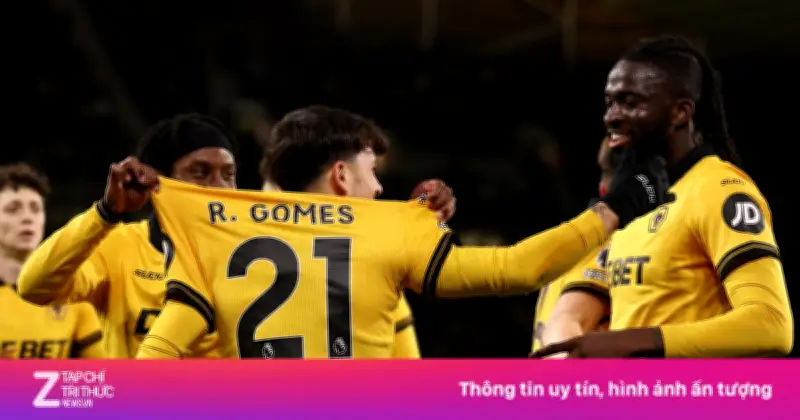 Wolves tạo cú sốc, đánh bại Liverpool 2-1 trong trận đấu đầy kịch tính