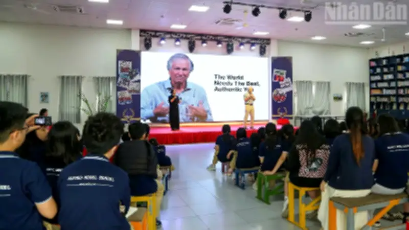 Workshop Giải Mã Kỹ Năng Sống Thành Công Trong Thời Đại AI Với Diễn Giả Quốc Tế