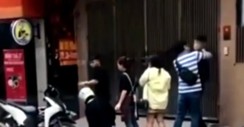 Xô xát tại quán ăn Hà Nội: Nam thanh niên bị đánh trọng thương, công an vào cuộc