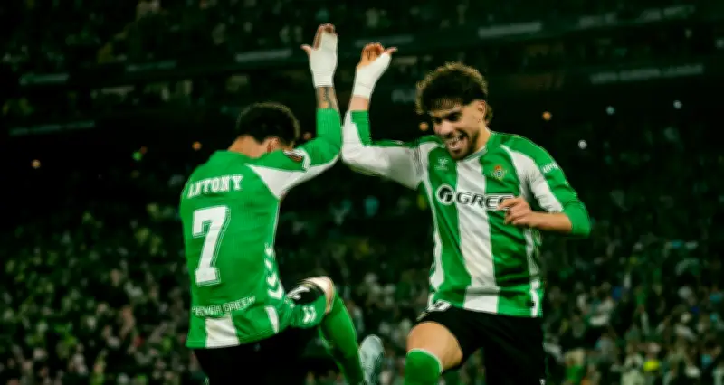 Xác Định 4 Cặp Đấu Vòng Tứ Kết Europa League: Những Trận Cầu Hấp Dẫn