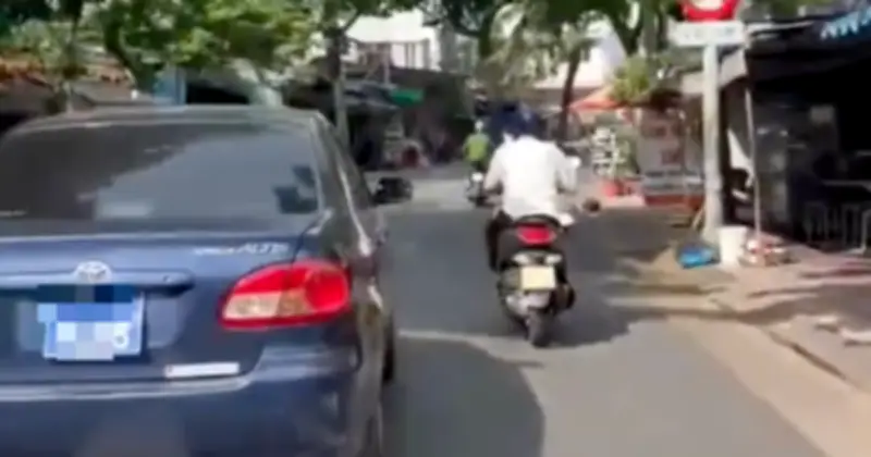 Xe Biển Số Xanh Vi Phạm Giao Thông: Lái Xe Và Cơ Quan Phải Tự Nộp Phạt