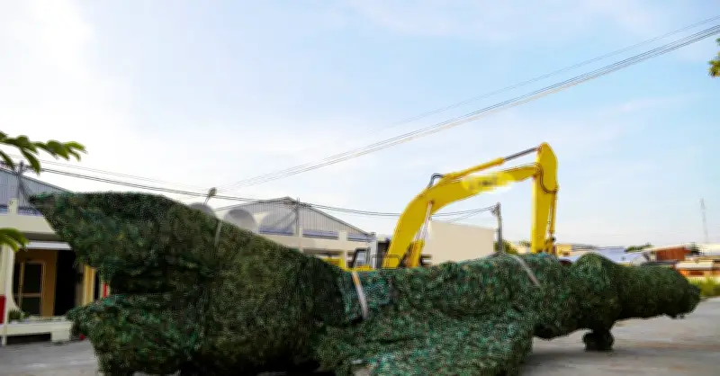 Xe siêu trường siêu trọng đưa máy bay MiG-21 bị bỏ quên ở Cà Mau về bảo tàng