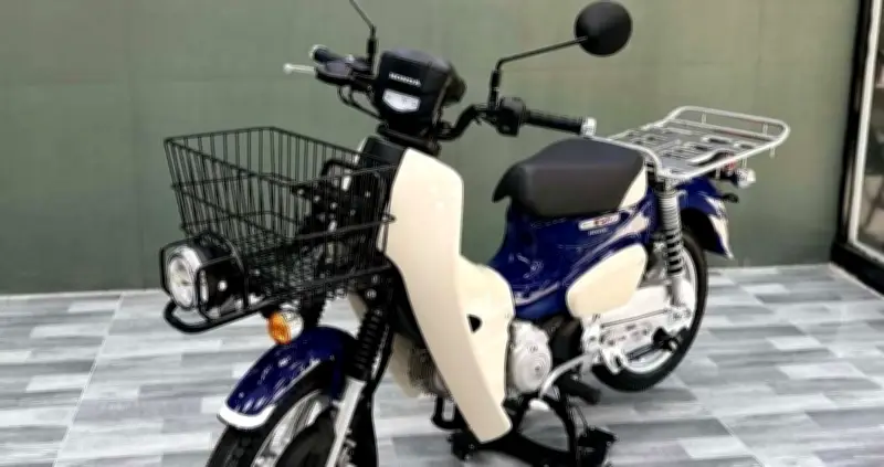 Xe thô Honda Cub 110 thiết kế lạ, giá 165 triệu đồng, cạnh tranh xe tay ga cao cấp