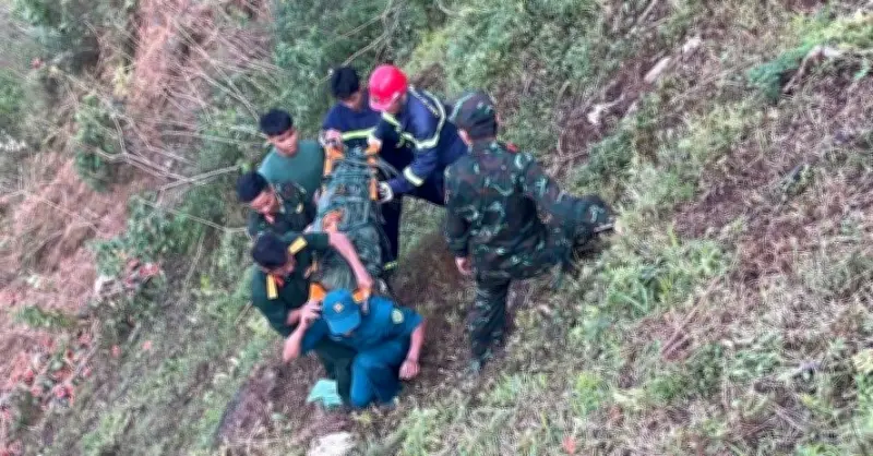 Xe tải lao xuống vực sâu 200m ở Quảng Ngãi, một người tử vong tại chỗ