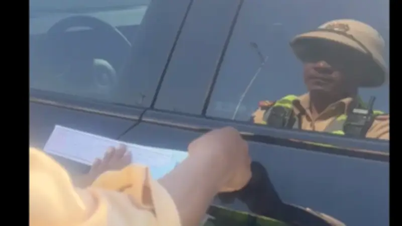 Xe tải vi phạm loạt lỗi trên cao tốc Vĩnh Hảo-Phan Thiết, phạt 68,5 triệu đồng