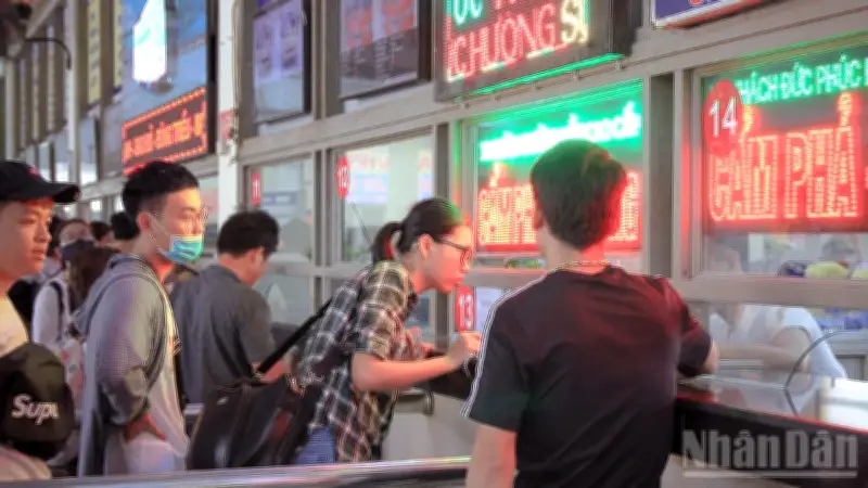 Xăng tăng mạnh, ngành vận tải đường bộ ứng phó linh hoạt để bảo đảm lưu thông