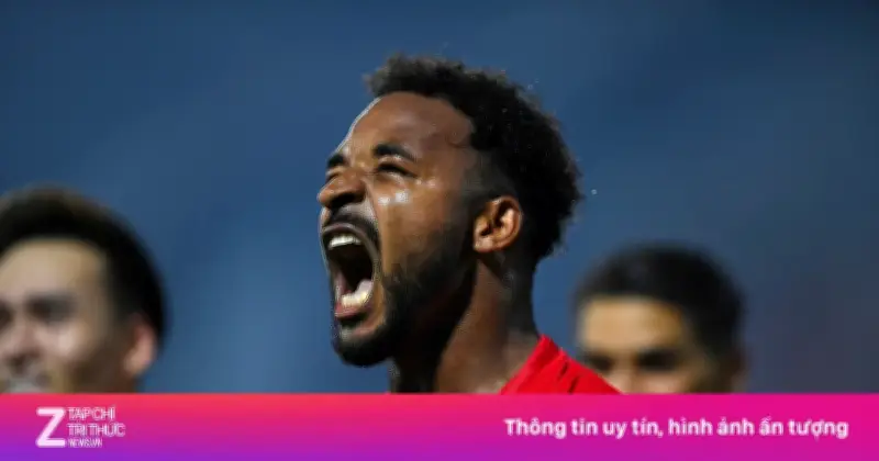 Xuân Son phấn khích tái hợp Hoàng Hên, tuyển Việt Nam thắng Malaysia 3-1