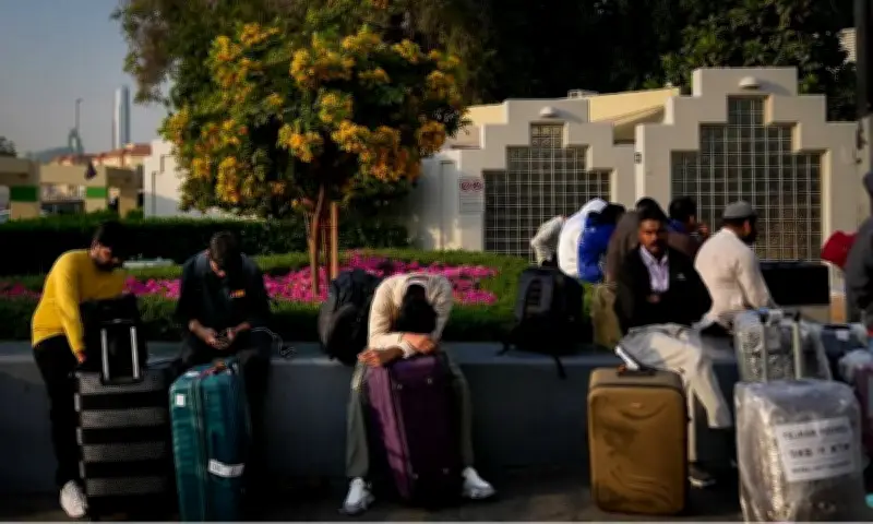 Xung đột Trung Đông: Các sân bay tại UAE nối lại hoạt động một phần