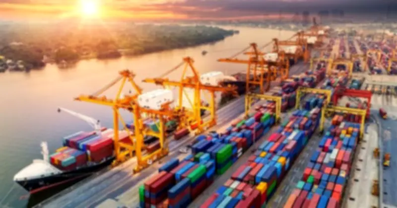 Xung Đột Trung Đông Đe Dọa Chuỗi Cung Ứng, Cục Xuất Nhập Khẩu Cảnh Báo Doanh Nghiệp Việt