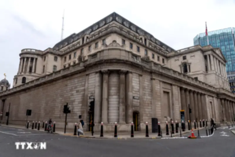 Xung đột Trung Đông khiến nhiều ngân hàng trung ương nín thở giữ lãi suất