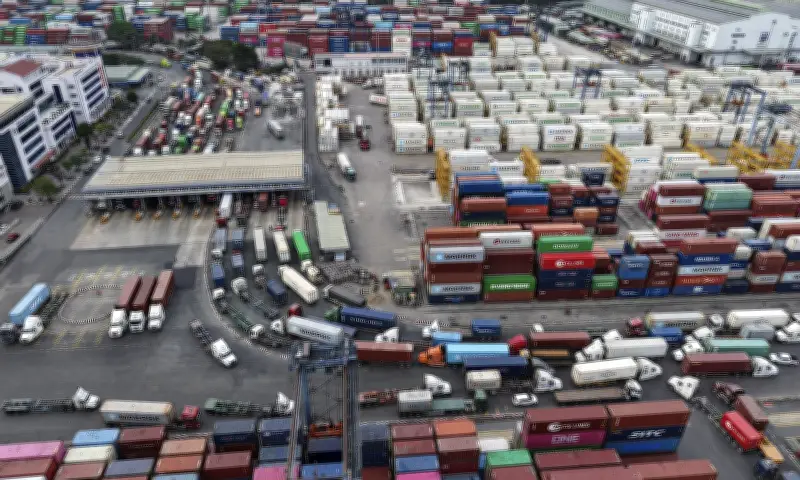 Xung đột Trung Đông leo thang, doanh nghiệp xuất khẩu Việt đối mặt rủi ro chuỗi cung ứng