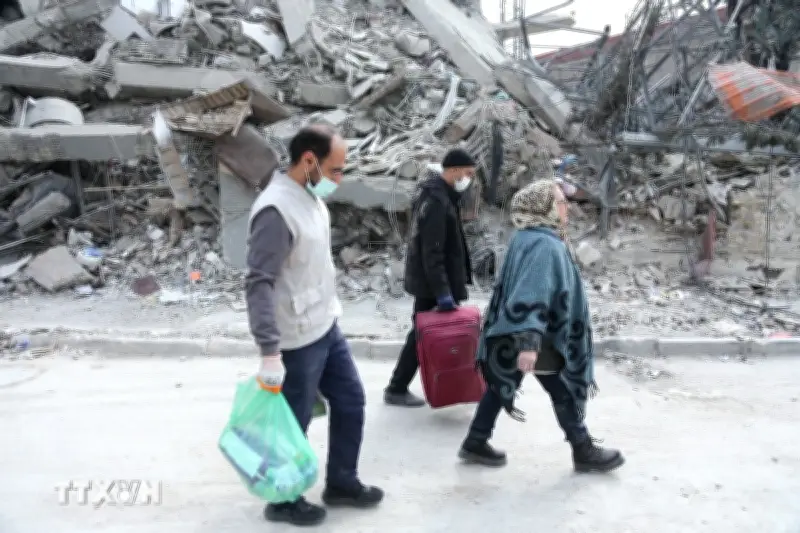 Xung đột Trung Đông đẩy kinh tế vùng Vịnh vào vòng xoáy rủi ro