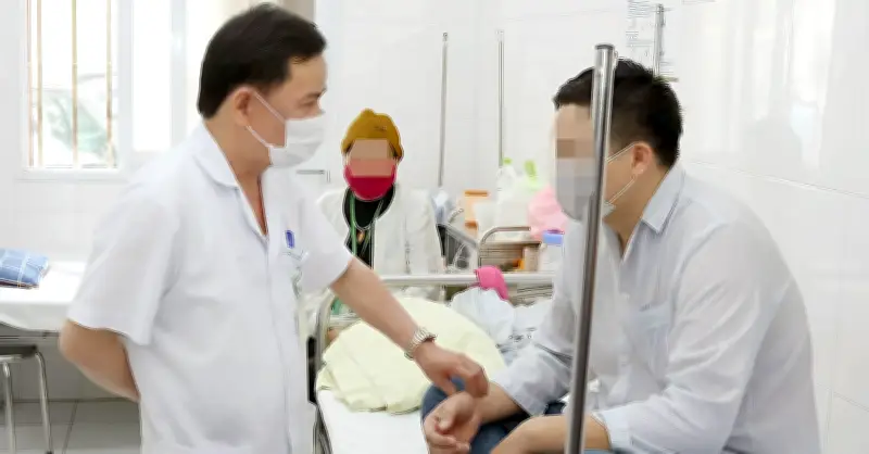 Đề xuất đưa người chịu áp lực công việc cao vào hệ thống giám sát bệnh tâm thần