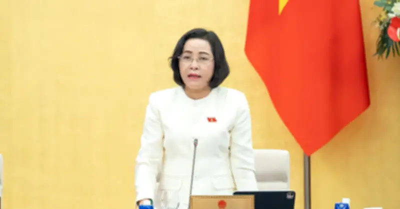 Ủy ban Thường vụ Quốc hội thảo luận báo cáo dân nguyện và các vấn đề an toàn giao thông