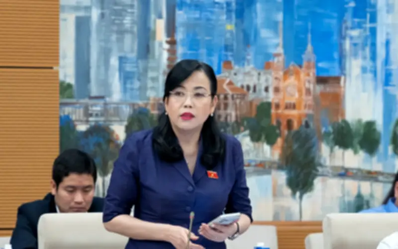 Ủy ban Thường vụ Quốc hội thảo luận dân nguyện: Giá cả tăng, sức mua giảm và thách thức sau sáp nhập