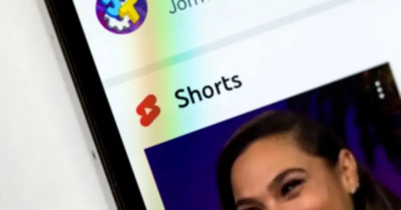 YouTube dọn sạch 4,7 tỷ video AI rác, mở đường cho công cụ tạo video AI chính chủ