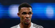 Alexander-Arnold chính thức xin lỗi Arbeloa và các cựu sao Real Madrid