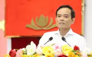 Bí thư Trần Lưu Quang tiếp xúc cử tri, nhấn mạnh chính quyền gần dân và phát triển đô thị
