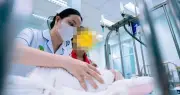 Bác sĩ Việt cứu sống bé gái 2 tháng tuổi mắc bệnh hiếm trong y văn thế giới
