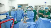 Bệnh nhân thoát vị đĩa đệm hồi phục thần tốc sau 3 giờ phẫu thuật nội soi