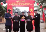Cử tri Tuyên Quang và Sơn La tích cực tham gia bầu cử Quốc hội và HĐND