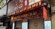Cửa hàng vàng Bảo Tín Minh Châu đóng cửa bất ngờ, khách hàng thất vọng ra về