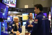 Chứng khoán Mỹ giảm điểm, chỉ số S&P 500 ghi nhận chuỗi 3 tuần đi xuống