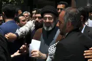 Con trai cả của Đại giáo chủ Ali Khamenei được dự đoán là lãnh đạo tối cao tiếp theo của Iran