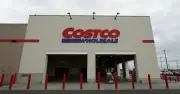 Costco thu hồi sản phẩm thịt băm viên nghi nhiễm khuẩn Salmonella tại Mỹ