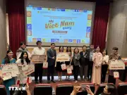 Câu Chuyện Việt Nam Của Tôi: Thắp Lửa Đam Mê Trên Mảnh Đất Chưa Vàng