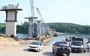 Cầu Hiếu Liêm tại Đồng Nai sắp hợp long, hứa hẹn thay thế phà lịch sử