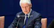 Cựu Tổng thống Bill Clinton tiết lộ cuộc trò chuyện với Trump về Epstein tại giải golf